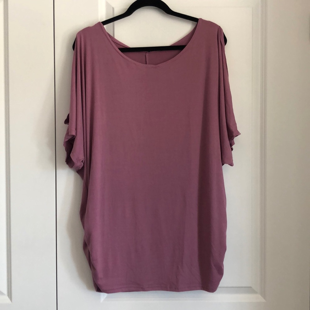 Short sleeves top